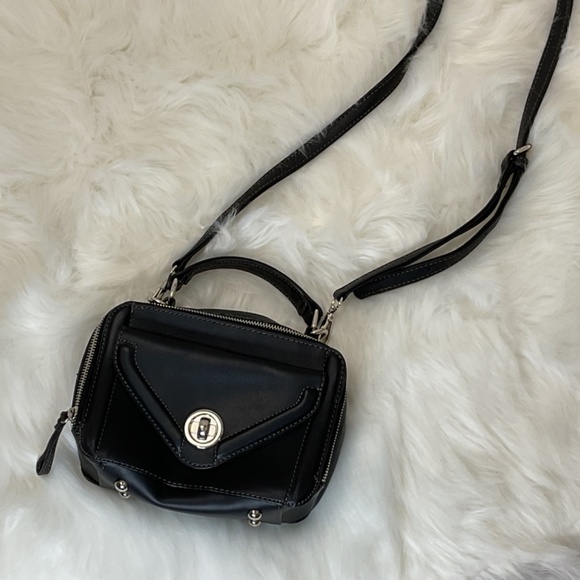 NWOT David Jones Paris Black Crossbody Purse/Clutch With Hand Strap/Pockets - Picture 3 of 12